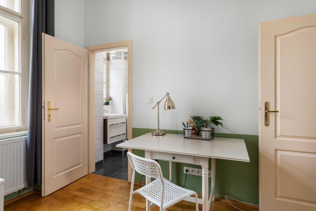 Letna Apartments Прага Экстерьер фото