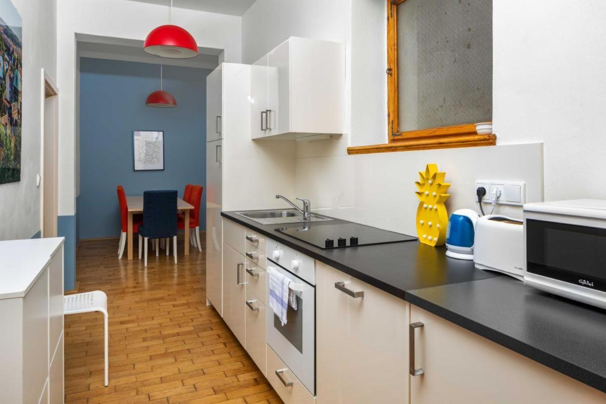 Letna Apartments Прага Экстерьер фото