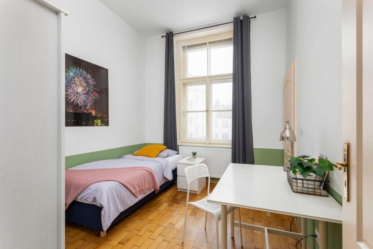 Letna Apartments Прага Экстерьер фото